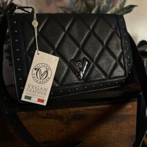 NWT Orlandi Valentino Leather Crossbody Purse Black w/Silver Hardware